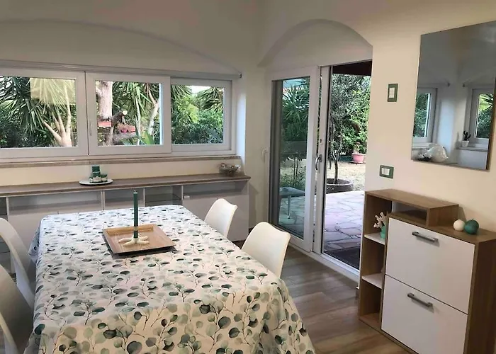 Palmina Nyaraló Porto Azzurro