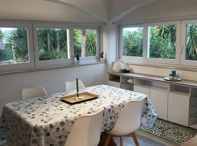 Дом отдыха Palmina *